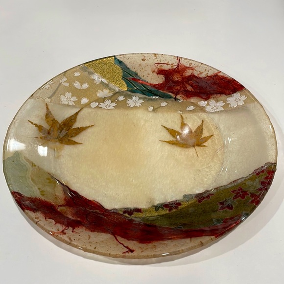 Decorative 9 inch Glass Plate. Artisan-made. EUC - Picture 2 of 2